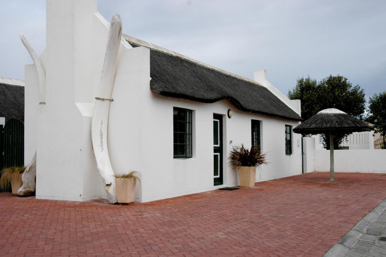 Arniston Seaside Cottages Bagian luar foto