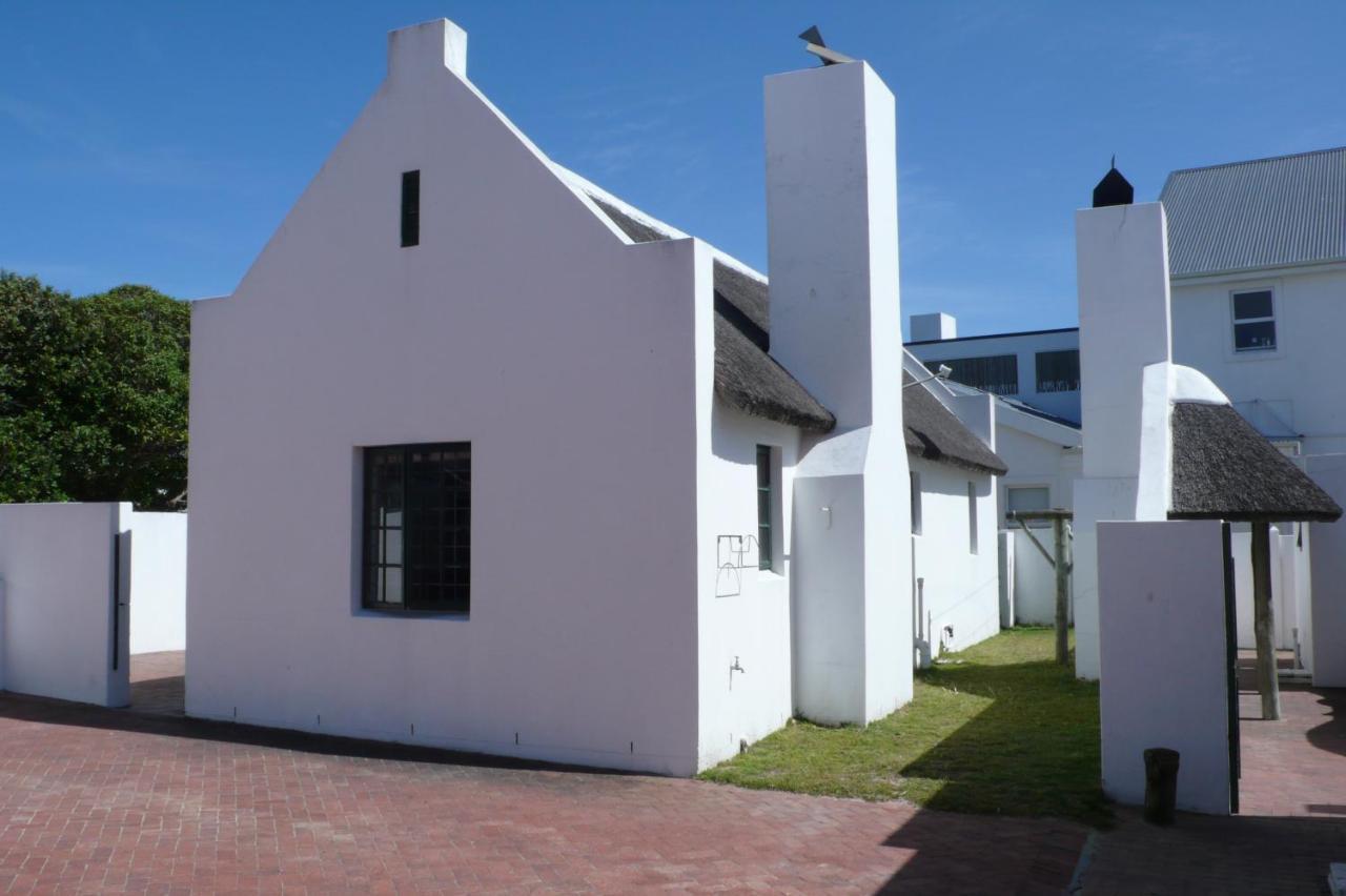 Arniston Seaside Cottages Bagian luar foto